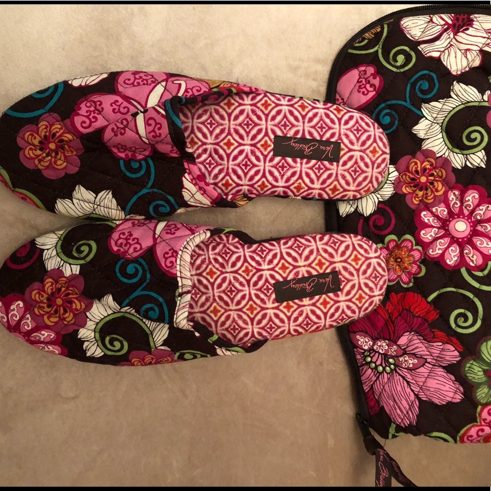 Vera Bradley Slippers with travel case